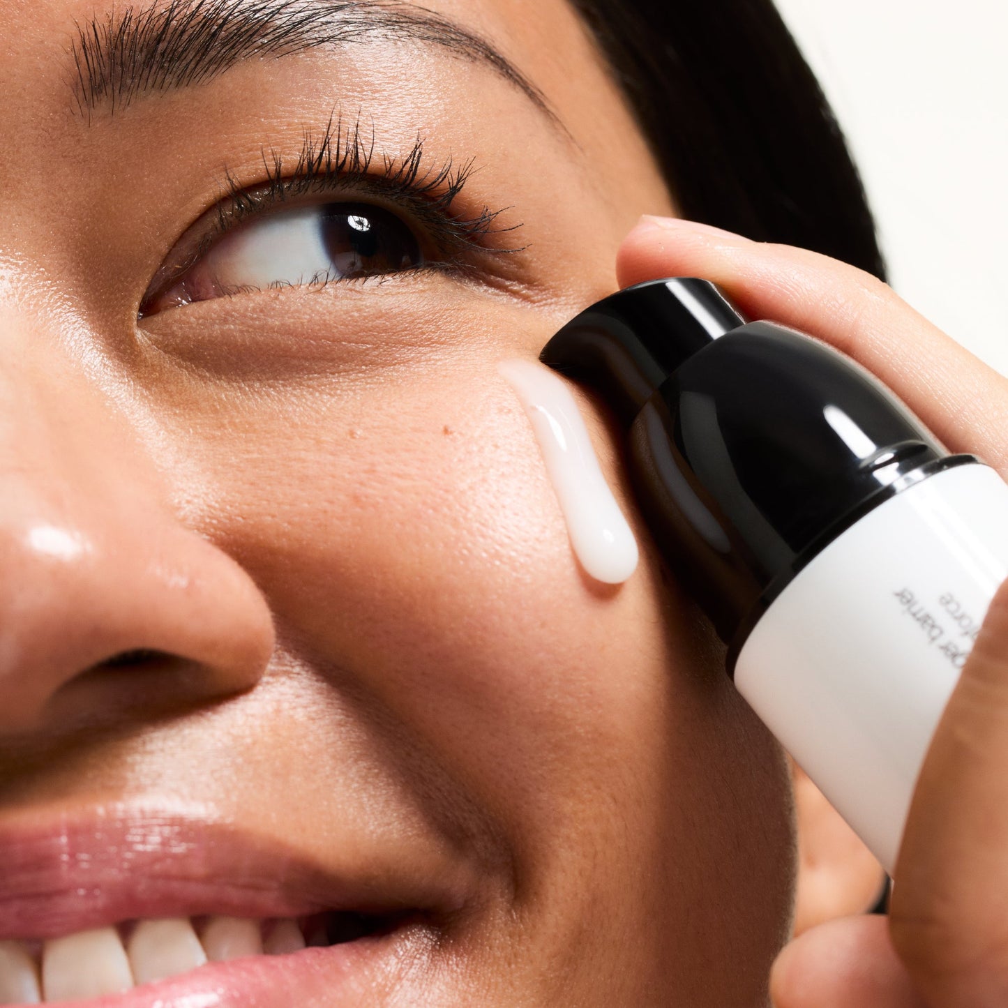 ectoin-hydro-barrier-serum-duo-c4 Ectoin-Globals_Texture-bottle.jpg