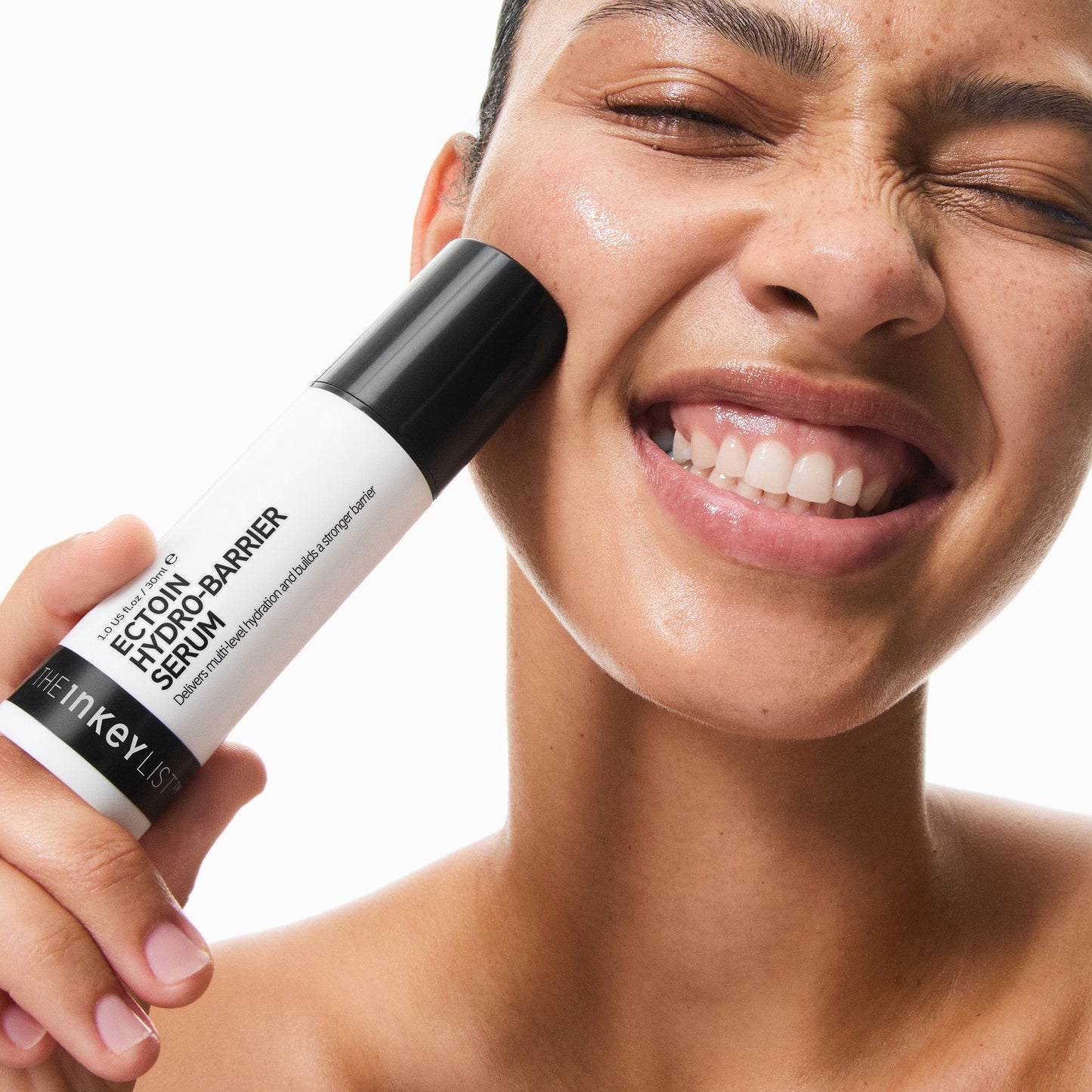 ectoin-hydro-barrier-serum-l8 Omega50_Model_2000x2000_51d34848-519c-4045-b288-30216504f8ba.jpg