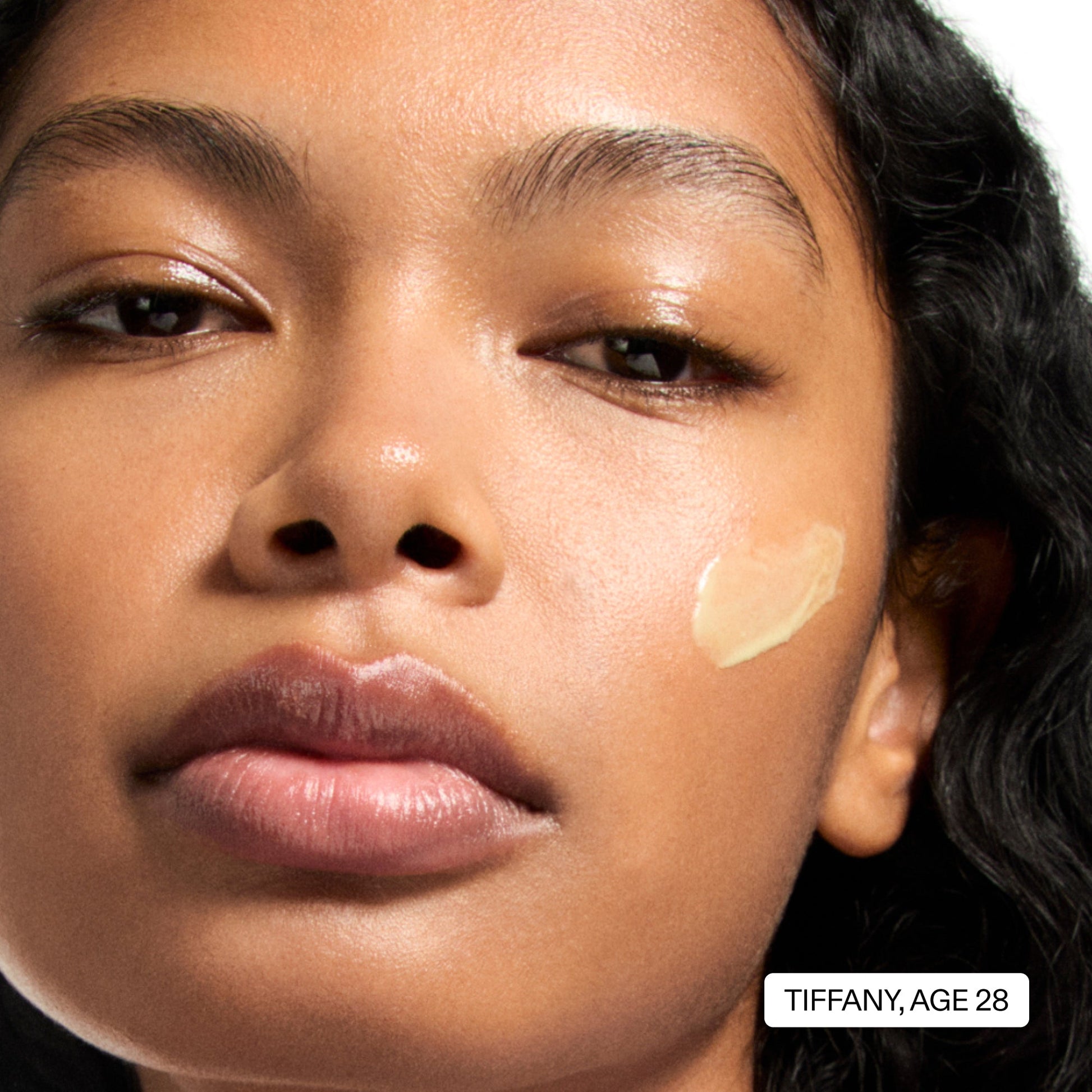 starter-retinol-serum-d7 StarterRetinol_Model2_2000x2000_fa44e5e2-09cd-4121-9780-08a9debd7d88.jpg