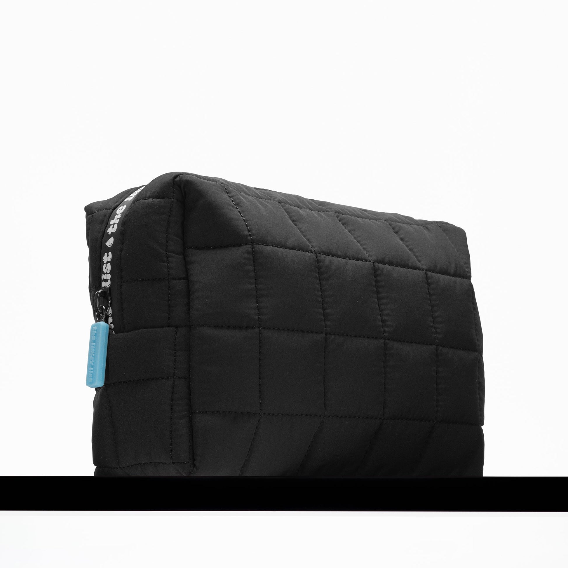 the-inkey-list-washbag-s7 washbag-hydration-05.jpg